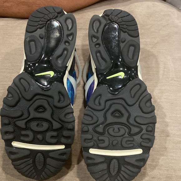 Air Kukini Multi-Color/White-Off Noir Dx3273-902 Men's size 7 - Picture 3 of 4